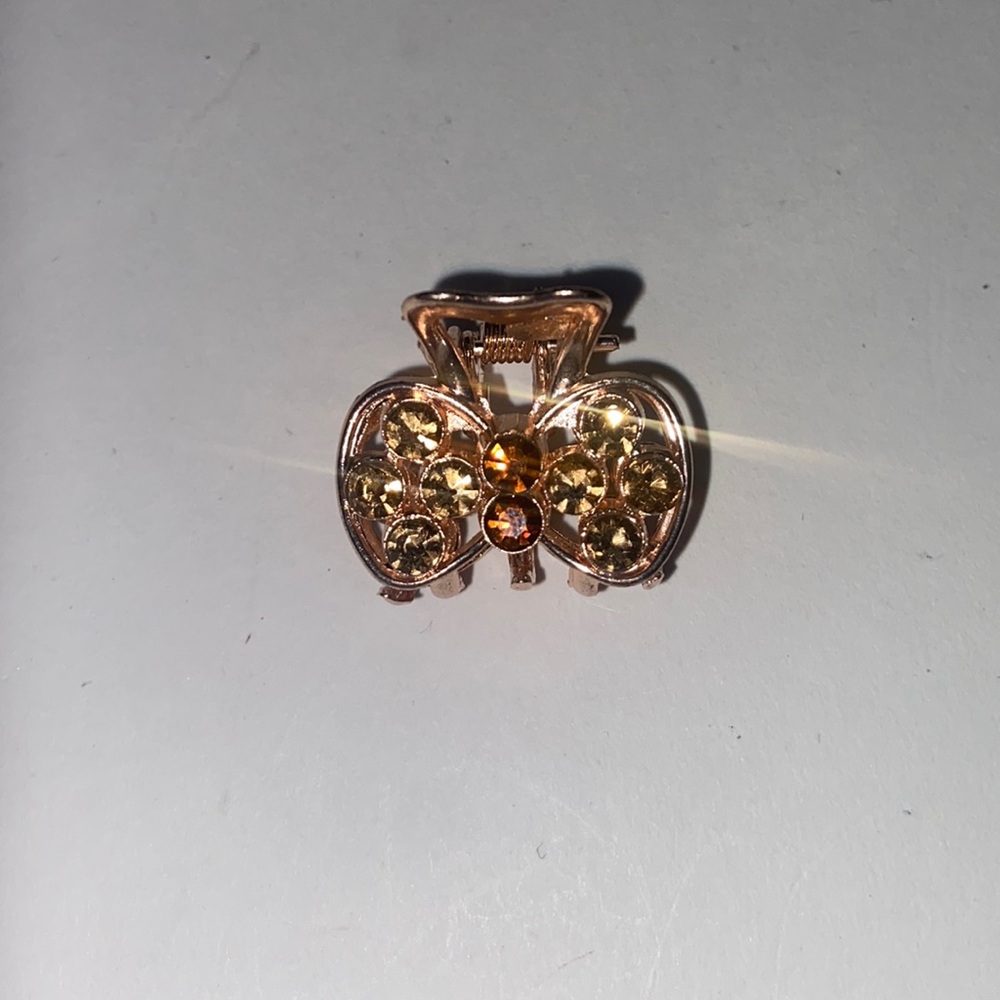 🌷10/$15 1 NEW mini hair claw clip
